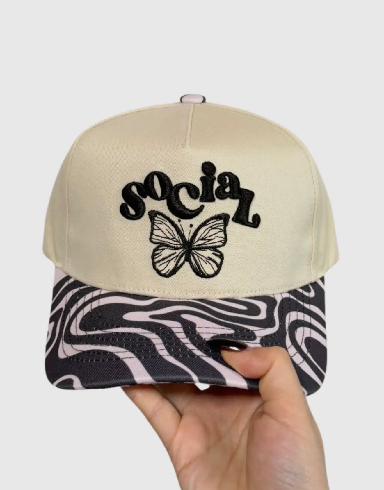SOCIAL BUTTERFLY HAT