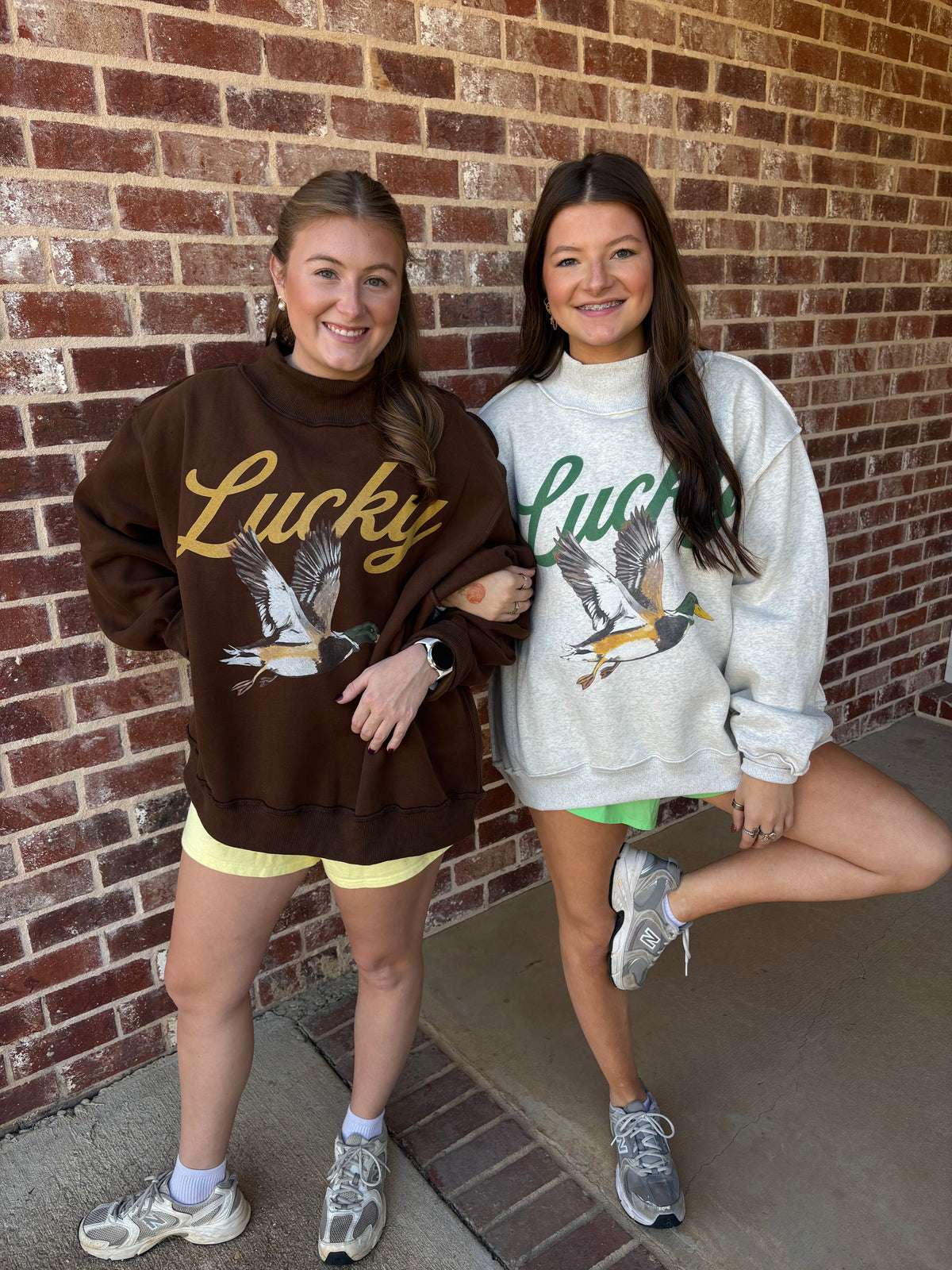 LUCKY DUCK MOCK NECK