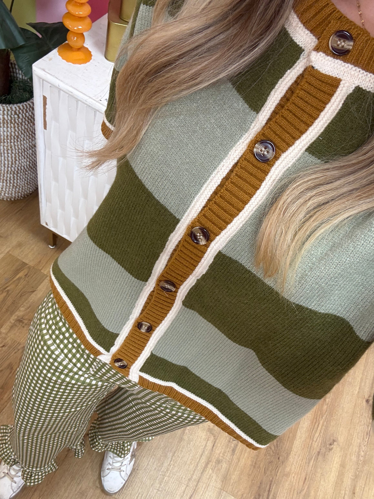 WIDE STRIPE LOOSE FIT SWEATER