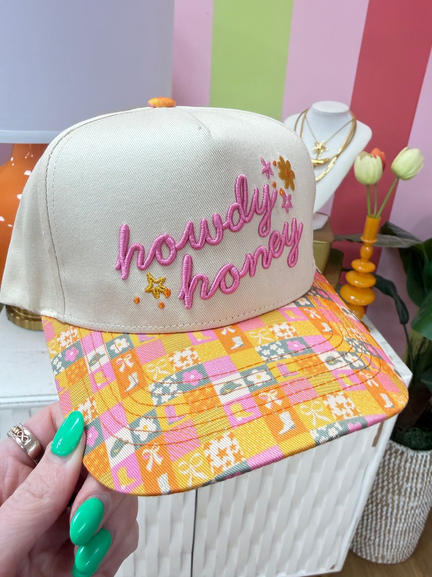 HOWDY HONEY HAT
