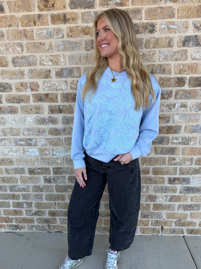 FLORAL FRONT EMBROIDERY SWEATSHIRT