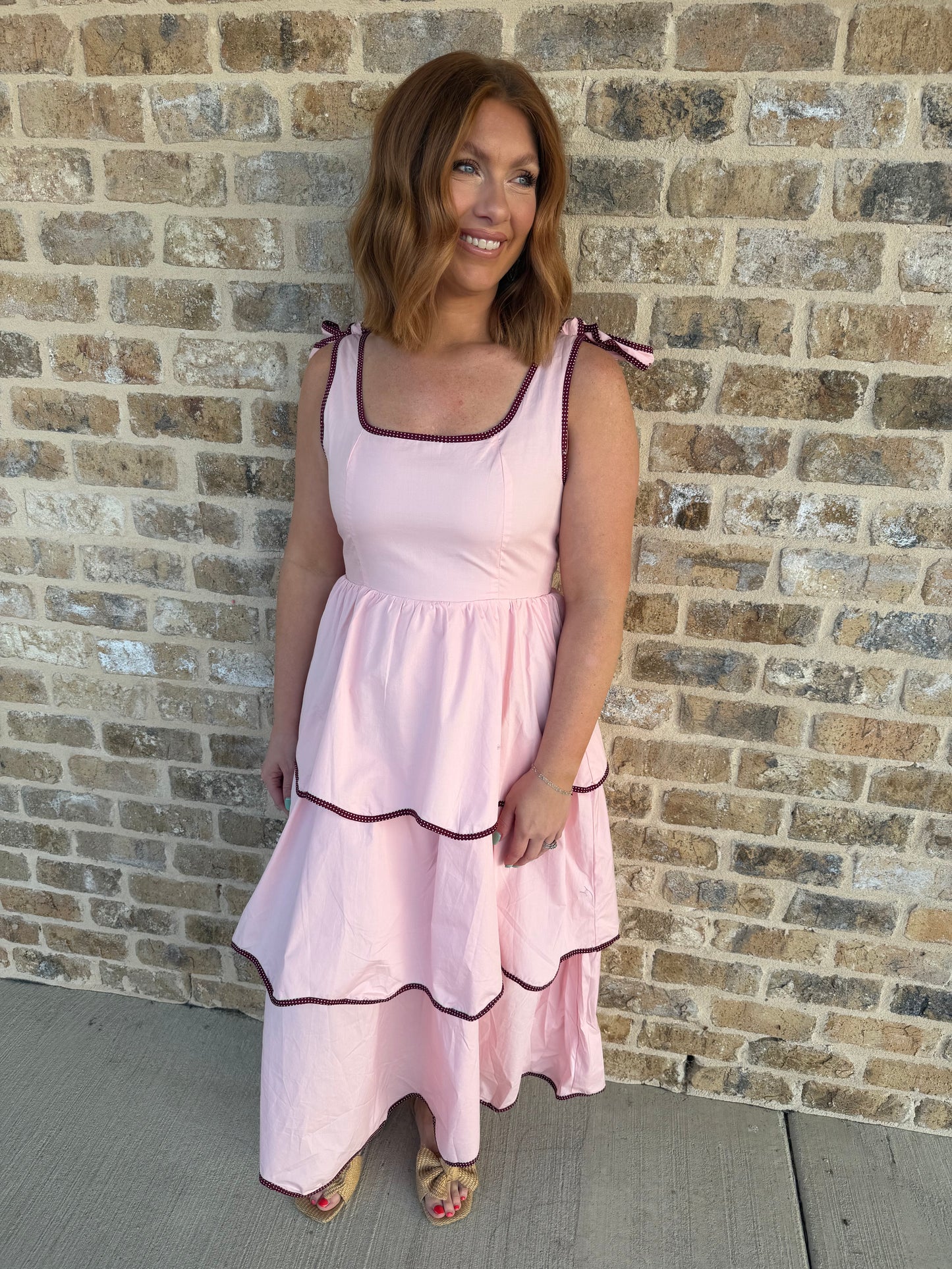 CONTRAST BINDING TIERED MIDI DRESS