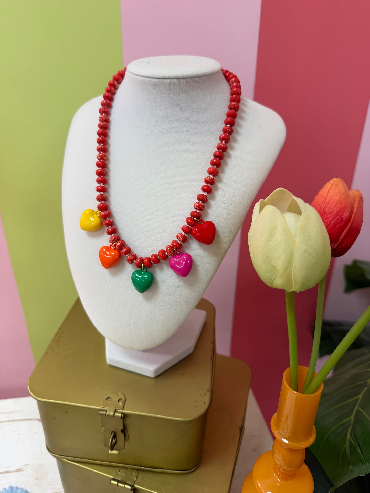 RED BEADED HEARTS NECKLACE